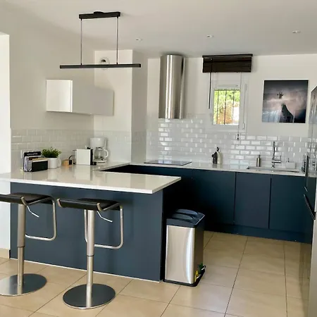 Vila Superb Villa-hauteurs Bastia-heated Pool-view *